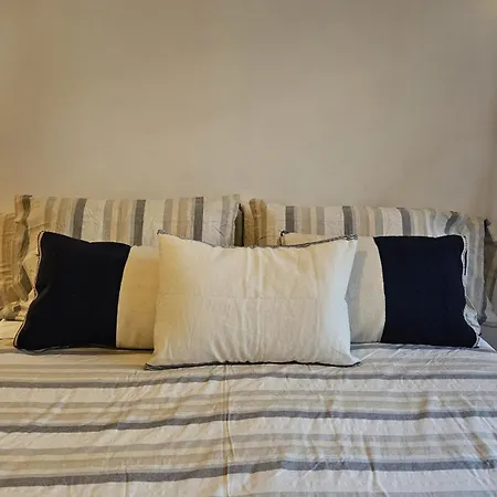 Apartment Center Dream's *